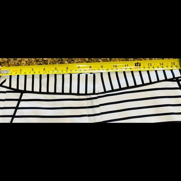 Women Express Pants - Picture 7 of 10